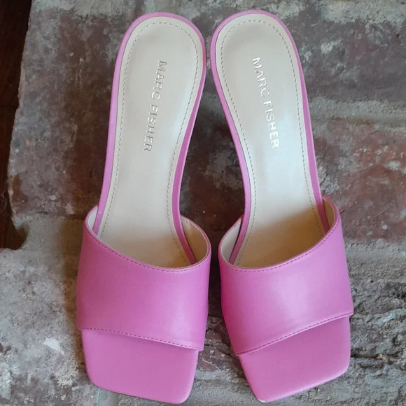 Marc Fisher Danria Med. Pink Sandal - Picture 4 of 12